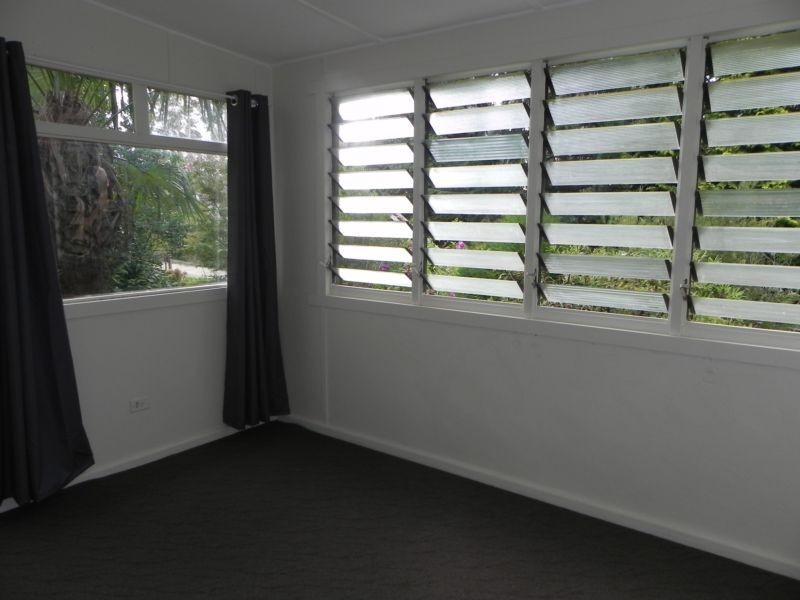 11 Lawson View Parade, Wentworth Falls NSW 2782