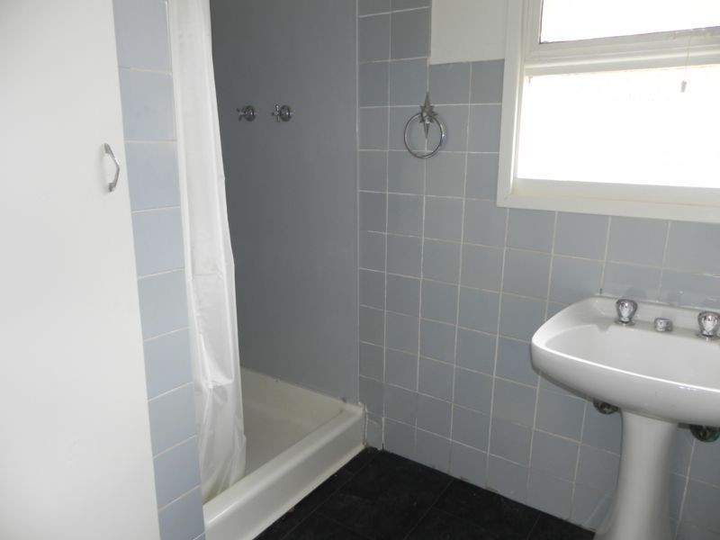 11 Lawson View Parade, Wentworth Falls NSW 2782