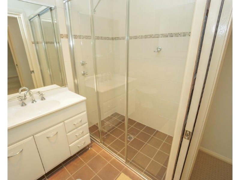 2/5 Sheba Crescent, South Penrith NSW 2750