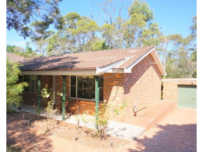20 Hall Parade, Hazelbrook NSW 2779