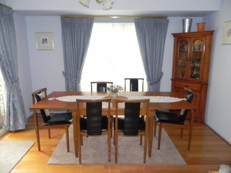 8 Bullaburra Road, Bullaburra NSW 2784