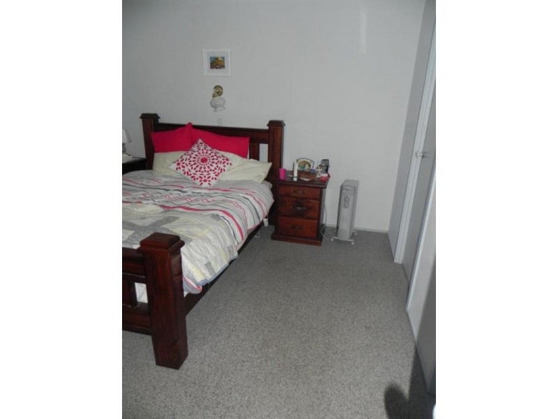 8 Bullaburra Road, Bullaburra NSW 2784