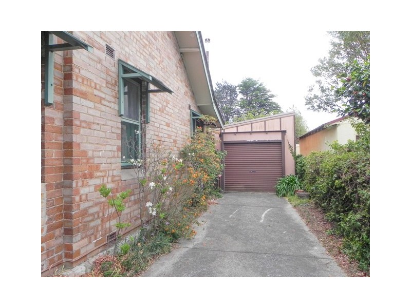 11 Kalinda Road, Bullaburra NSW 2784