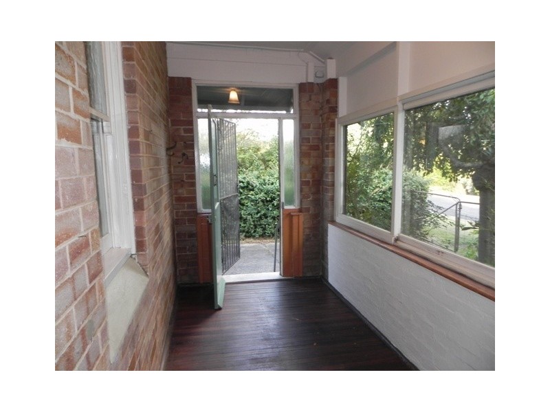 11 Kalinda Road, Bullaburra NSW 2784