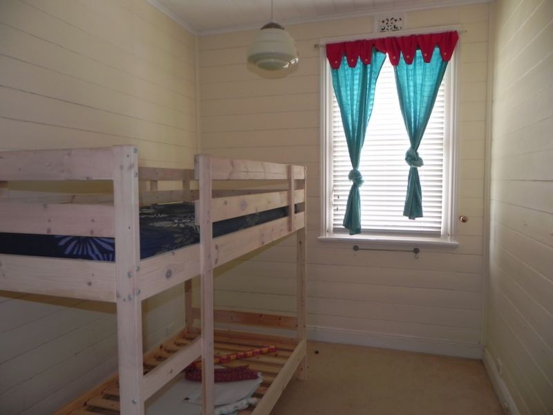 10 Charles Street, Lawson NSW 2783