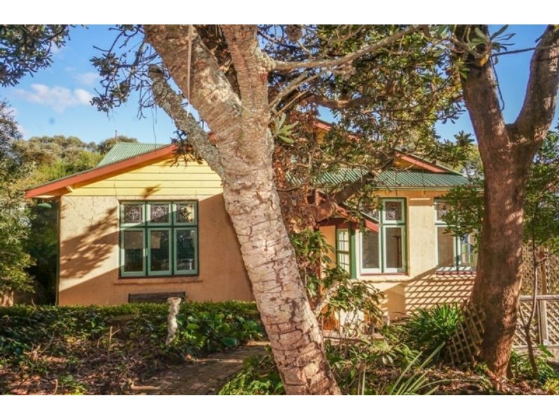 61 Lawson View Pde, Wentworth Falls NSW 2782