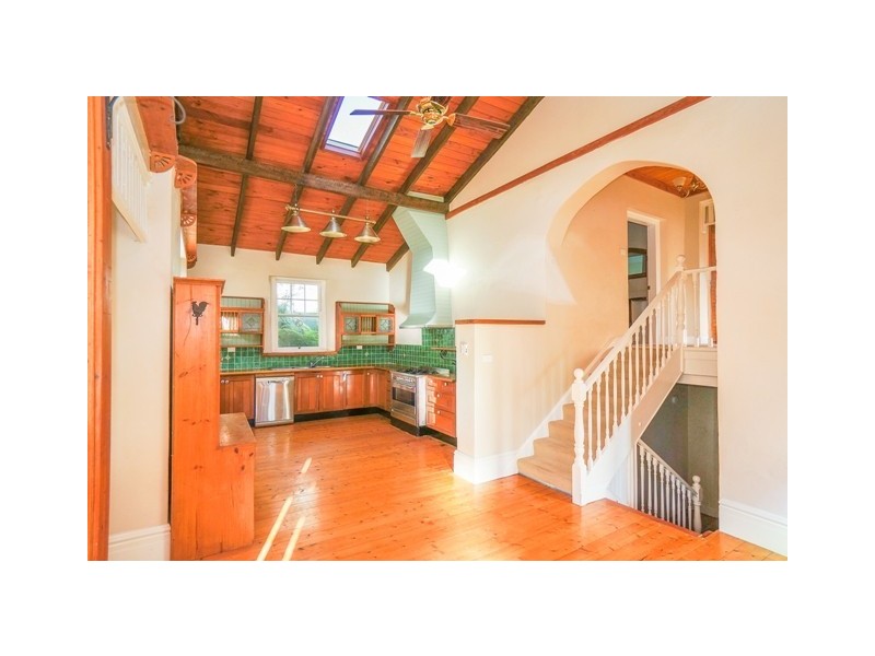 61 Lawson View Pde, Wentworth Falls NSW 2782