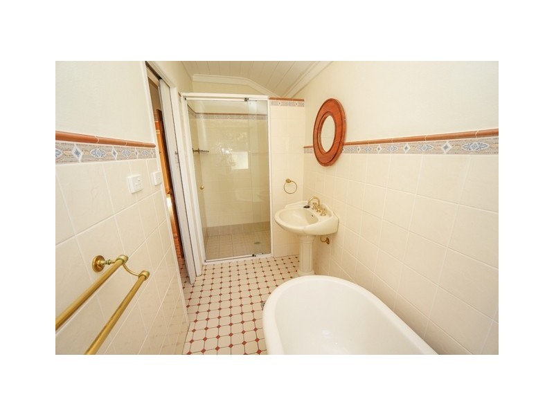 61 Lawson View Pde, Wentworth Falls NSW 2782