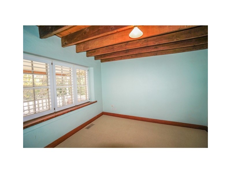 61 Lawson View Pde, Wentworth Falls NSW 2782