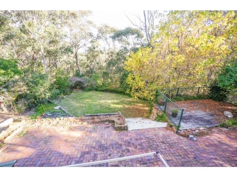 61 Lawson View Pde, Wentworth Falls NSW 2782