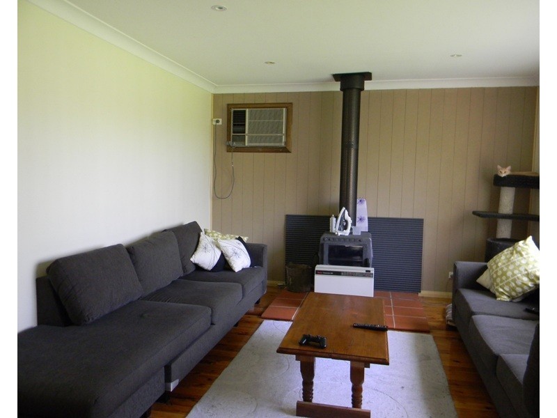 11 Glenfarne Parade, Lawson NSW 2783