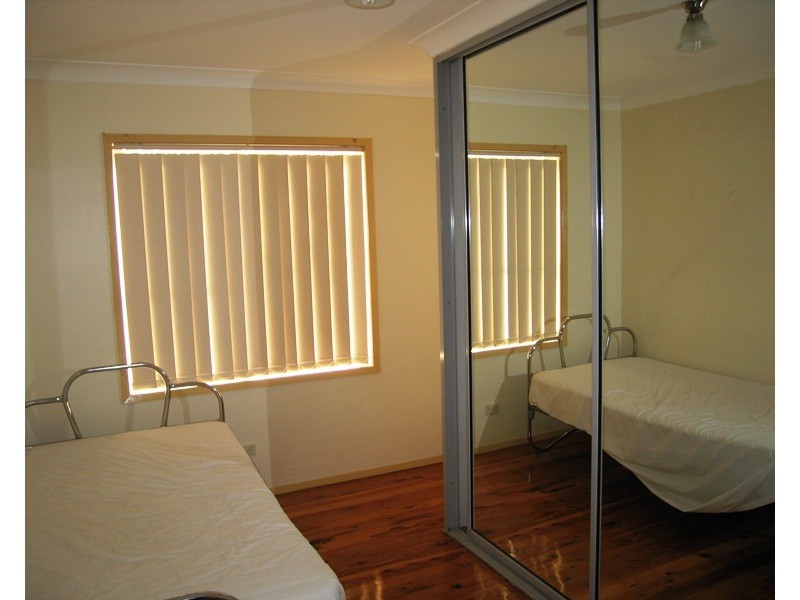 11 Glenfarne Parade, Lawson NSW 2783