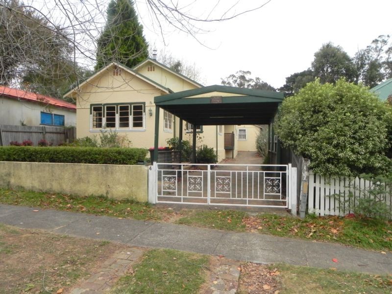 4 Kurrawan Street, Katoomba NSW 2780
