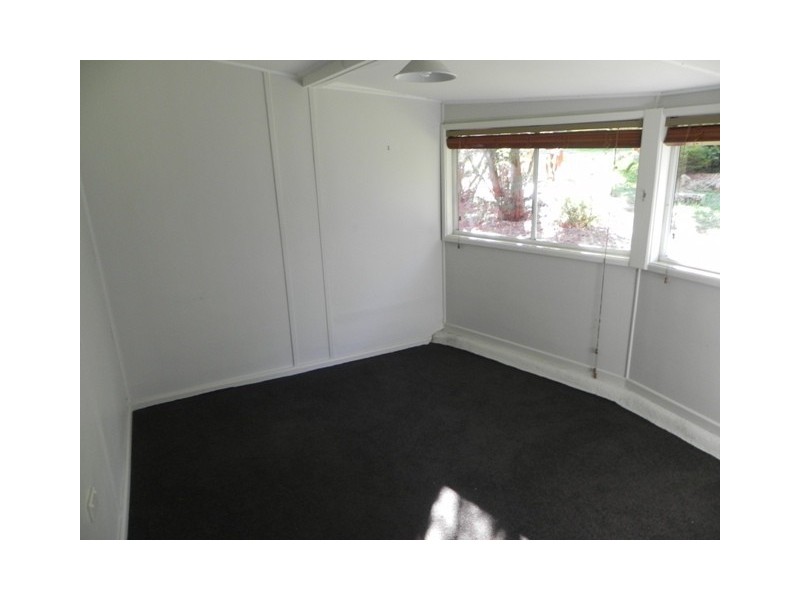 94 Valley Road, Hazelbrook NSW 2779