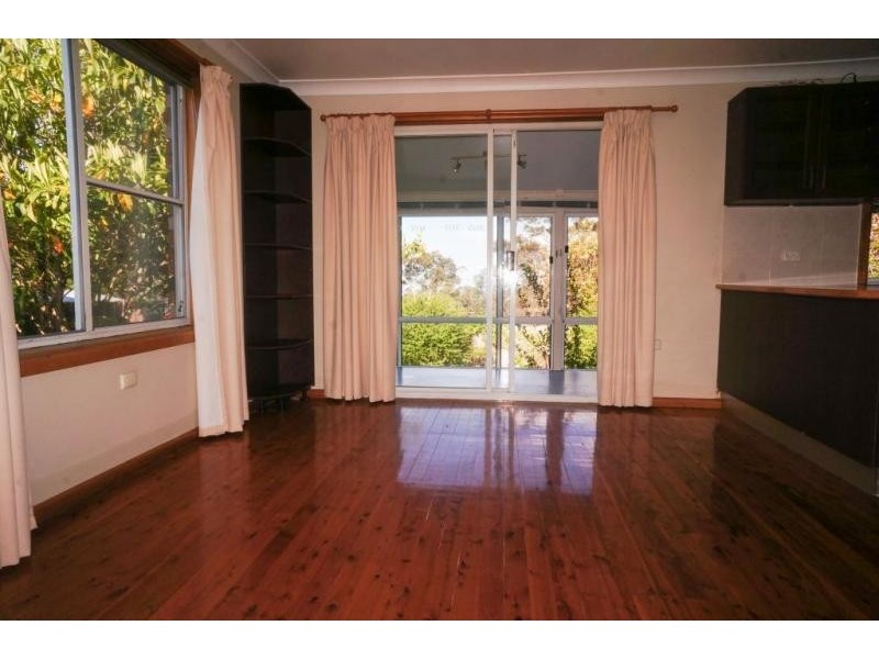 322 Blaxland Road, Wentworth Falls NSW 2782