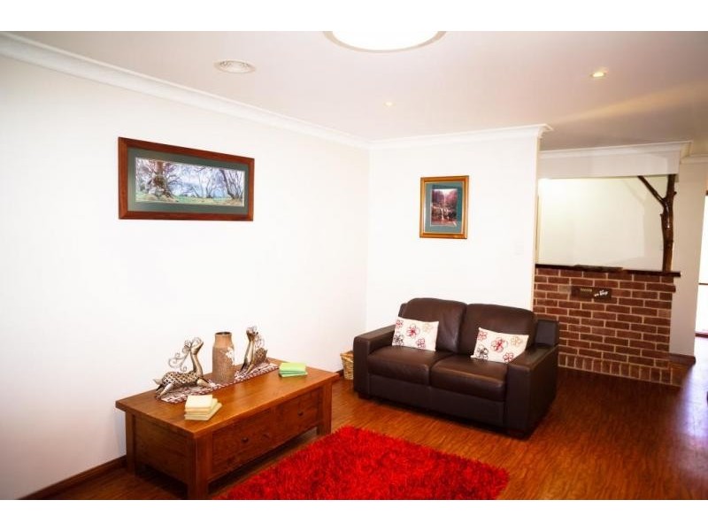 9 Queens View Crescent, Lawson NSW 2783