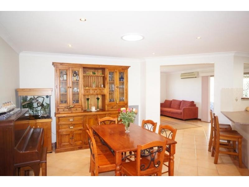 9 Queens View Crescent, Lawson NSW 2783