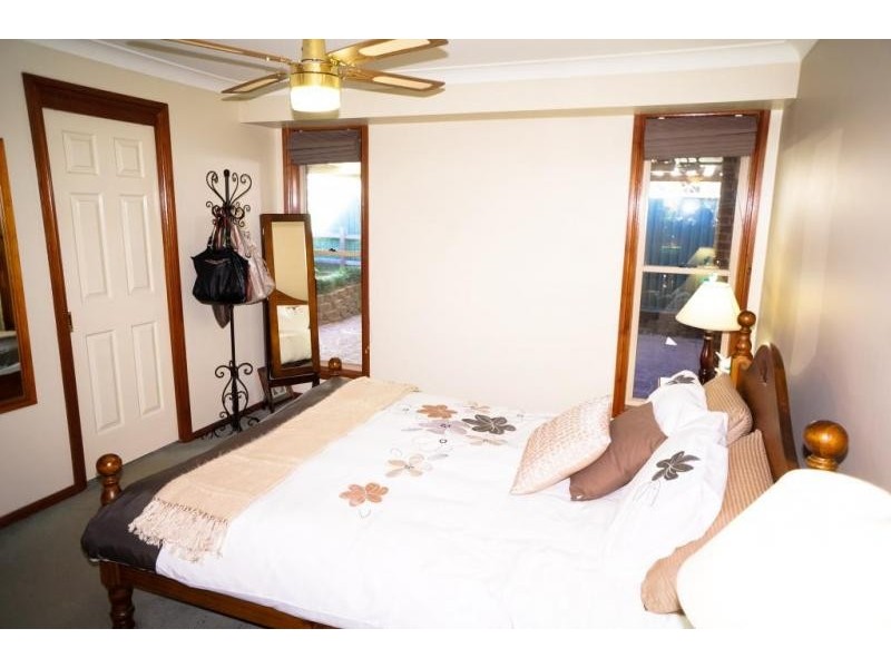 9 Queens View Crescent, Lawson NSW 2783