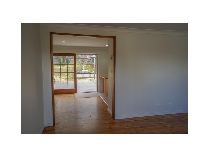 24 Hilll Street, Wentworth Falls NSW 2782