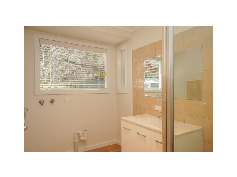 24 Hilll Street, Wentworth Falls NSW 2782