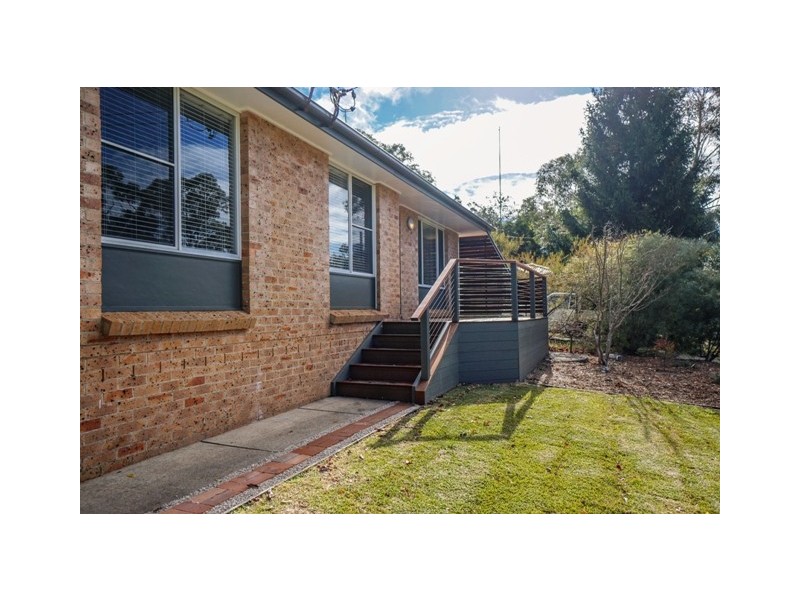 24 Hilll Street, Wentworth Falls NSW 2782