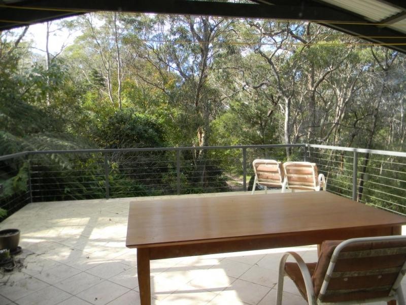 83 Genevieve Rd, Bullaburra NSW 2784