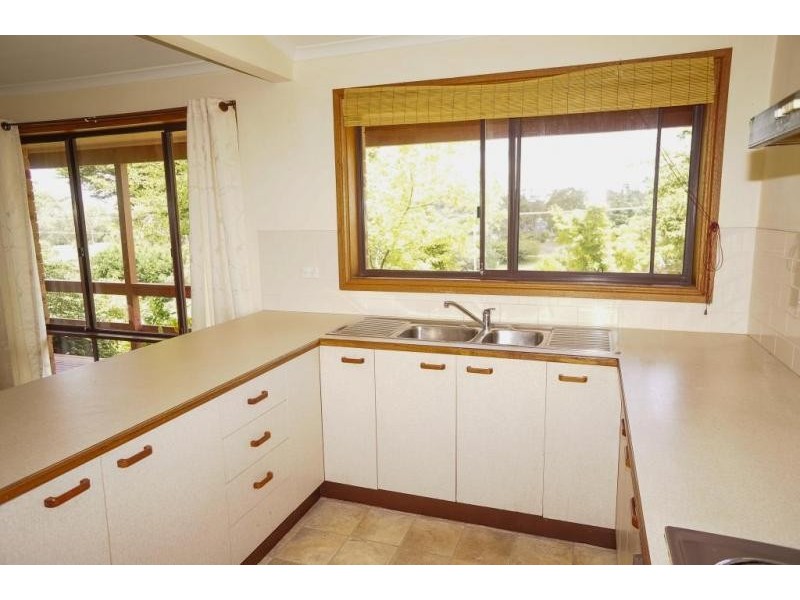 41 Cook Road, Wentworth Falls NSW 2782