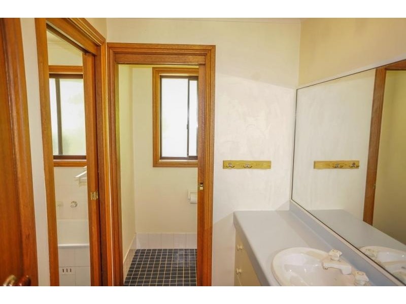 41 Cook Road, Wentworth Falls NSW 2782