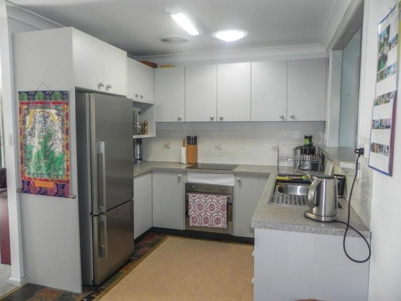 34 Flora Street, Wentworth Falls NSW 2782