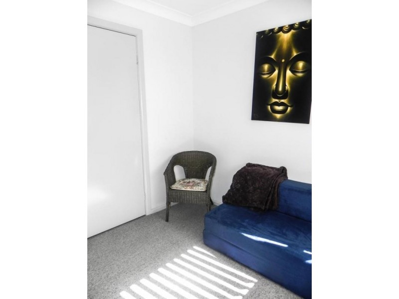 34 Flora Street, Wentworth Falls NSW 2782