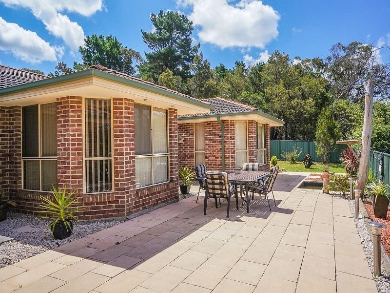 10 Miller Street, Wentworth Falls NSW 2782