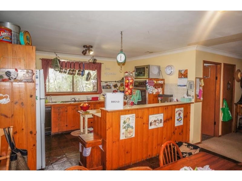 12 Hilltop Avenue, Hazelbrook NSW 2779