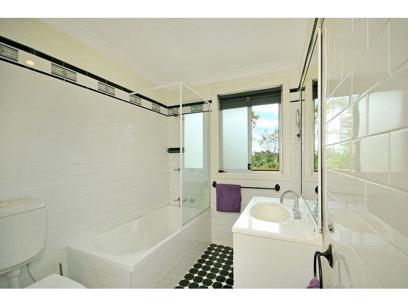 4 Wideview Avenue, Woodford NSW 2778