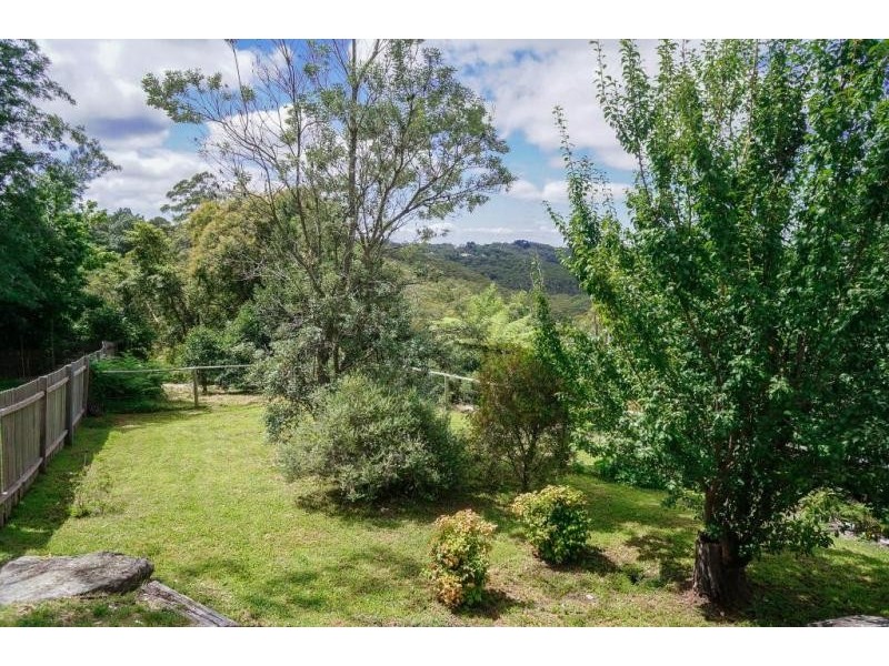 4 Wideview Avenue, Woodford NSW 2778