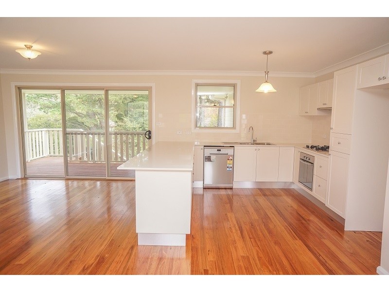 3 Sandbox Road, Wentworth Falls NSW 2782