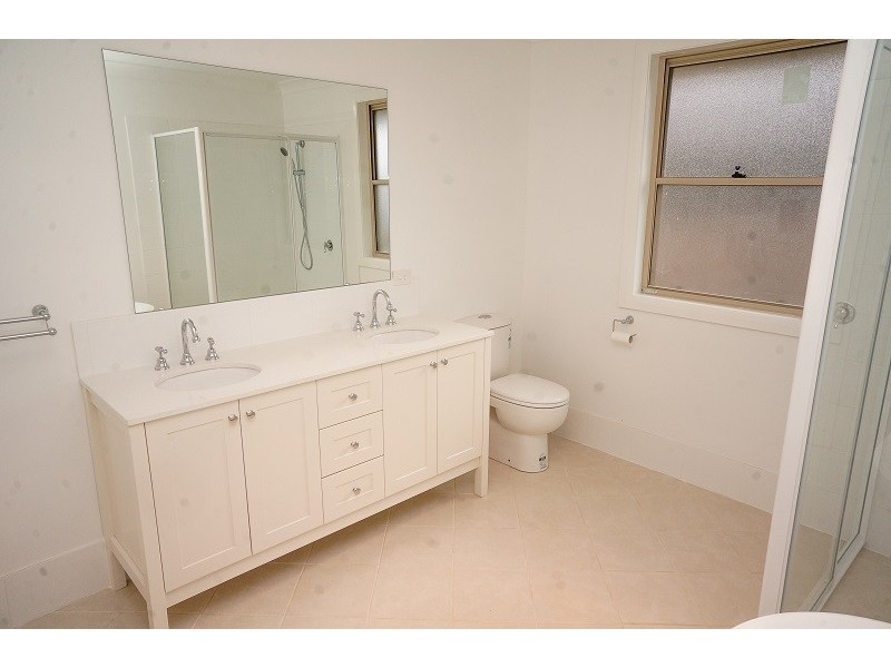 3 Sandbox Road, Wentworth Falls NSW 2782