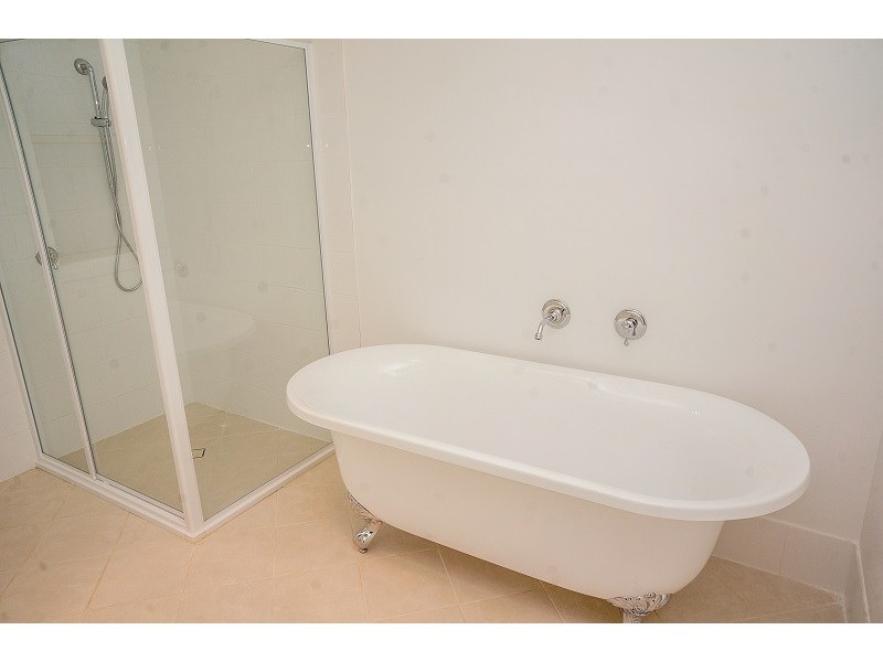 3 Sandbox Road, Wentworth Falls NSW 2782