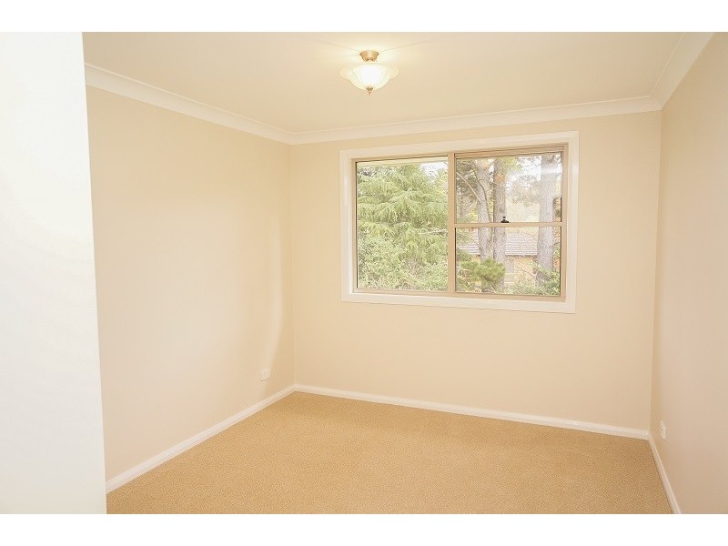 3 Sandbox Road, Wentworth Falls NSW 2782