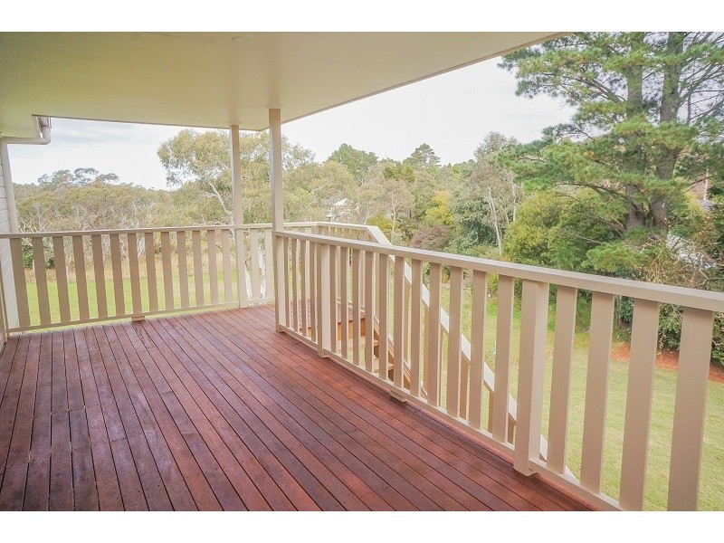 3 Sandbox Road, Wentworth Falls NSW 2782