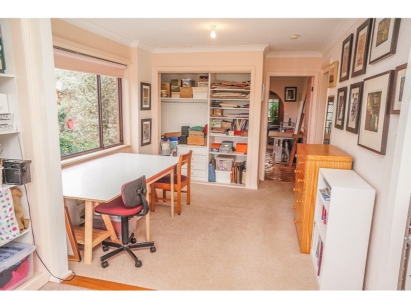 4 Wideview Avenue, Woodford NSW 2778