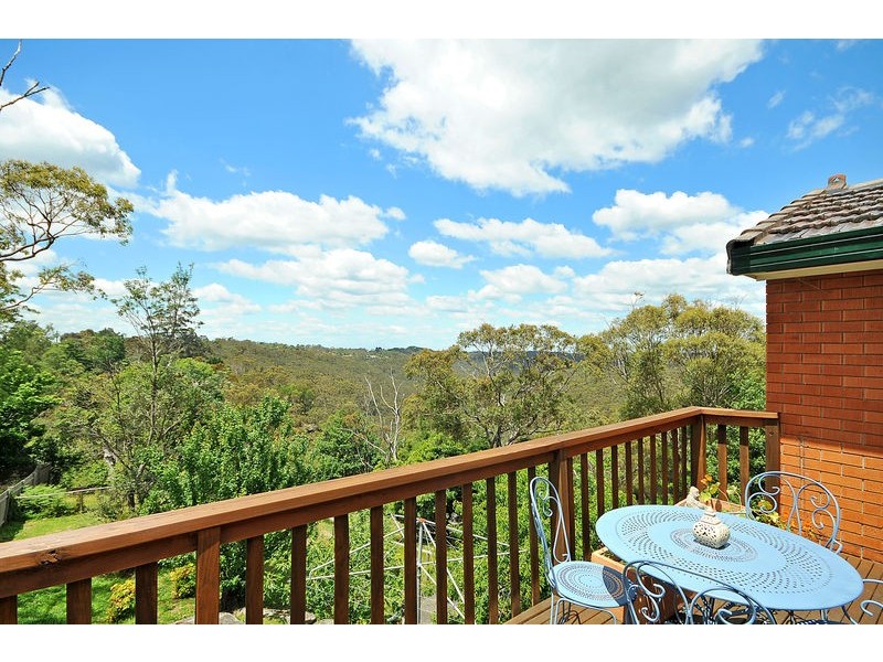 4 Wideview Avenue, Woodford NSW 2778