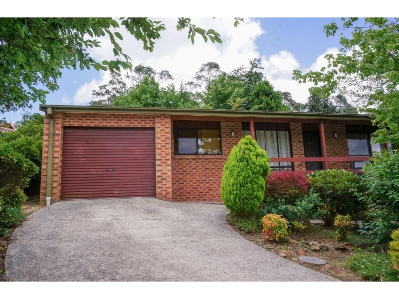 41 Cook Road, Wentworth Falls NSW 2782