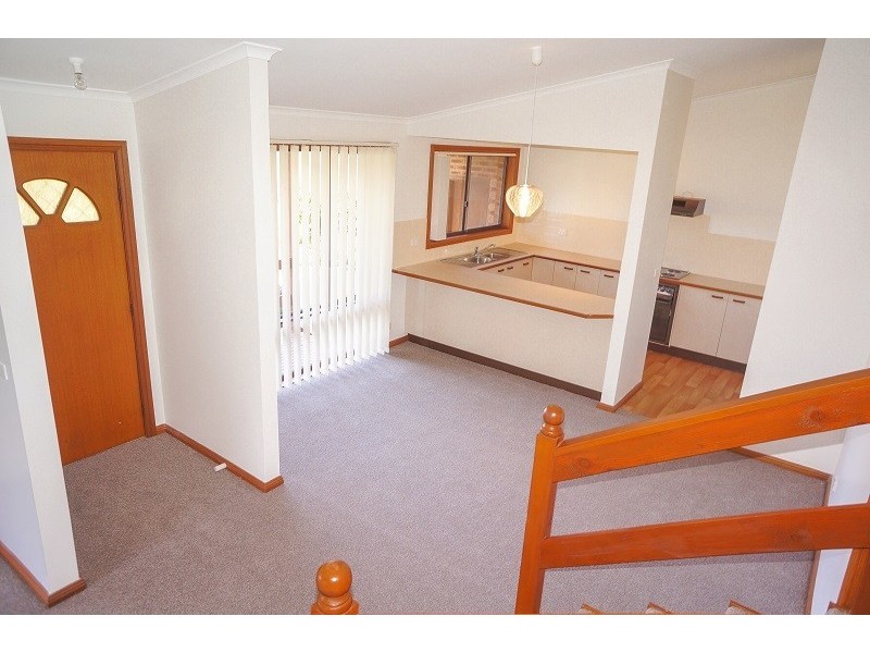 41 Cook Road, Wentworth Falls NSW 2782