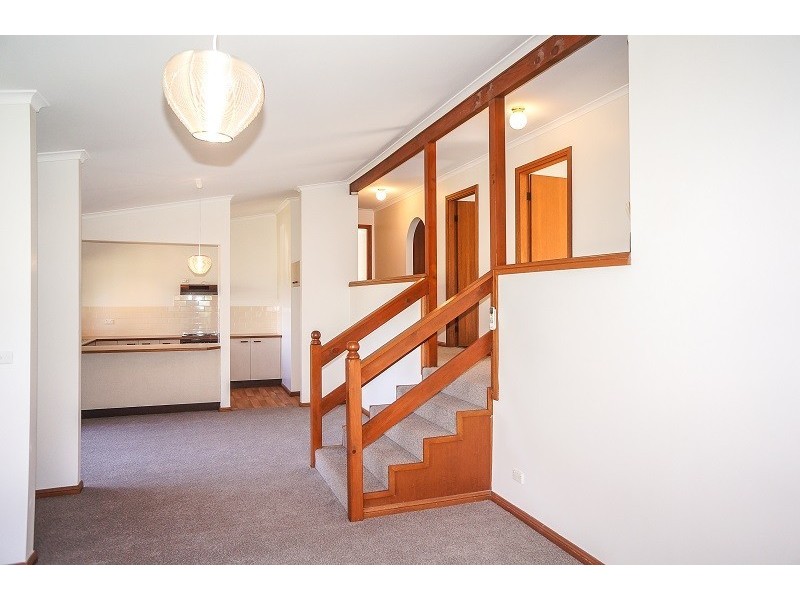 41 Cook Road, Wentworth Falls NSW 2782