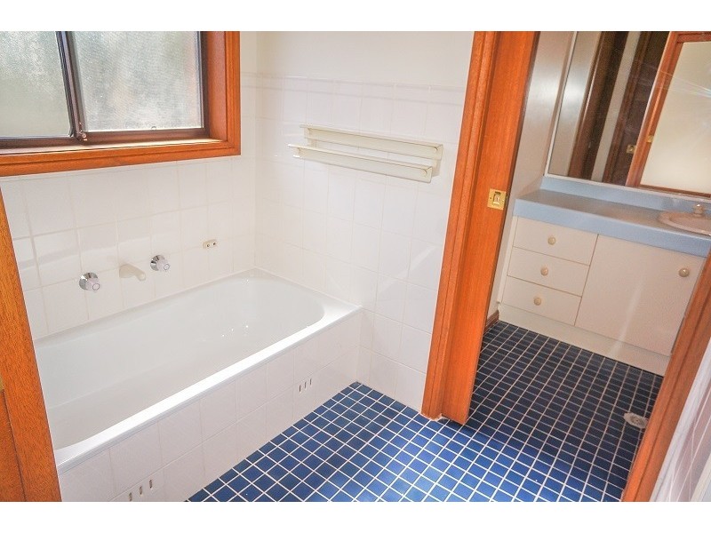 41 Cook Road, Wentworth Falls NSW 2782