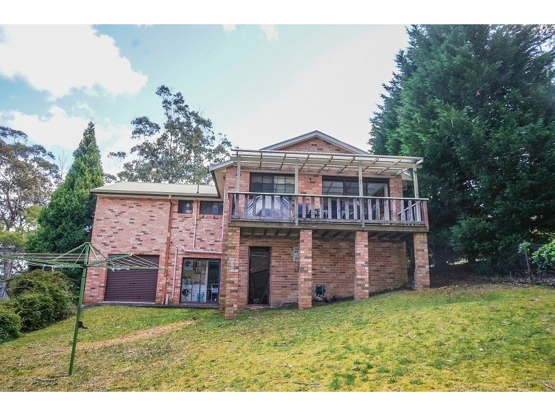 90 Boronia Road, Bullaburra NSW 2784