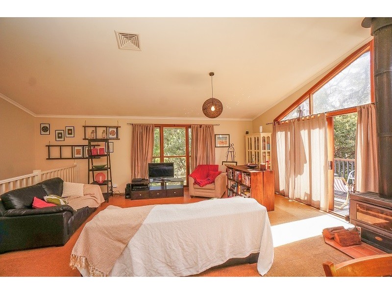 61 Bullaburra Road, Bullaburra NSW 2784