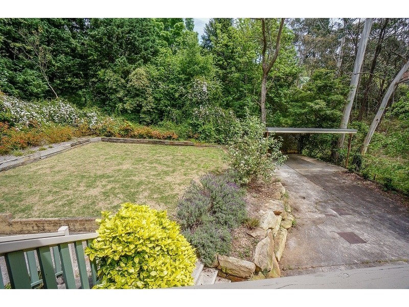 21 St Georges Road, Leura NSW 2780
