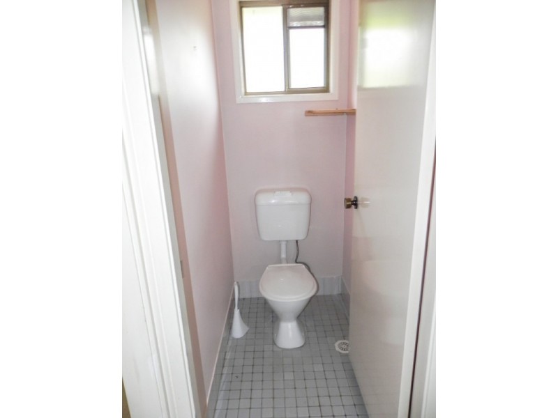 38 Railway Parade, Wentworth Falls NSW 2782