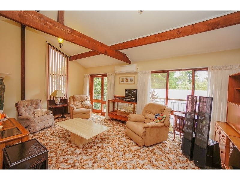 19 Albert Road, Bullaburra NSW 2784